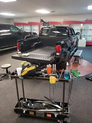 FIVE STAR WEST AUTO BODY SHOP & DETAIL