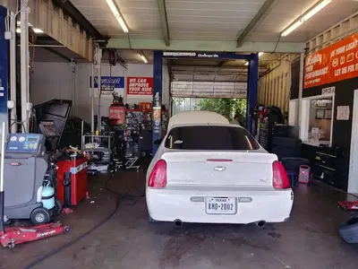 Car Repair and Shell Service center