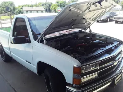 CHIEFS AUTO SHOP