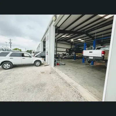 Dave's Kyle Auto & Diesel Repair