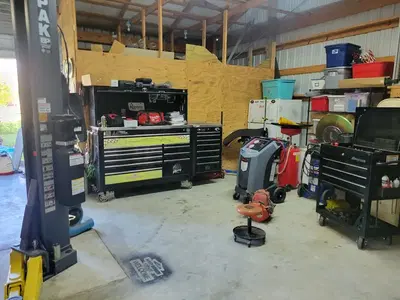 ROBBINS AUTO REPAIR