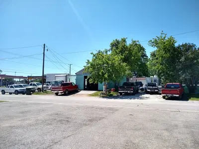Luis auto care & mufflers