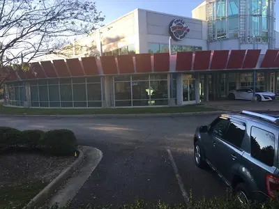 Bruce's Super Body Shops