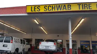 Les Schwab Tire Center