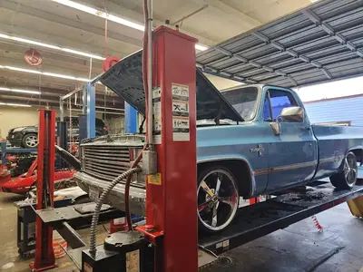 Tire Dogs Auto