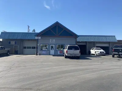 A Pro Auto Body & Towing