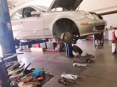 Jun's Auto Center