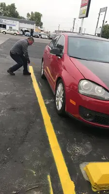 Tapia's Tires