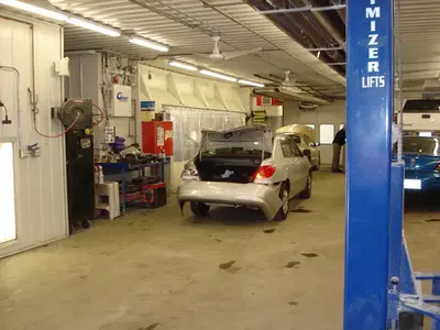 Lynch Auto Body Inc