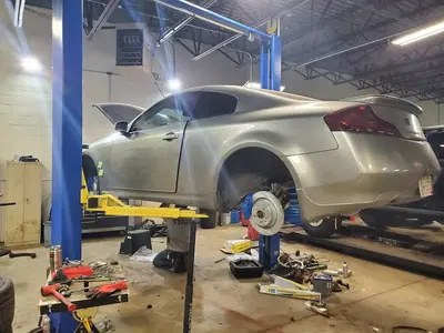 Legend Auto LLC
