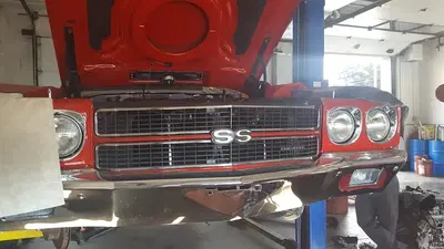 Delong Auto Sales & Services