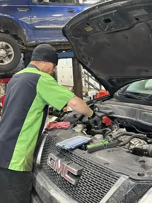 Bob's Main Street Auto & Towing