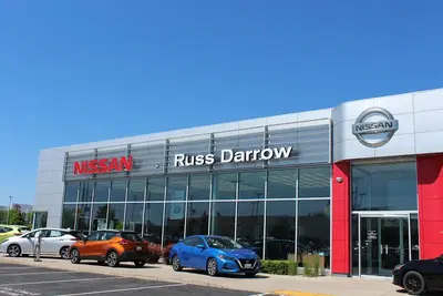 Russ Darrow Nissan of West Bend Service Center