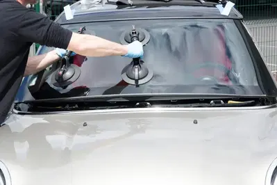 AUTO GLASS FITTERS